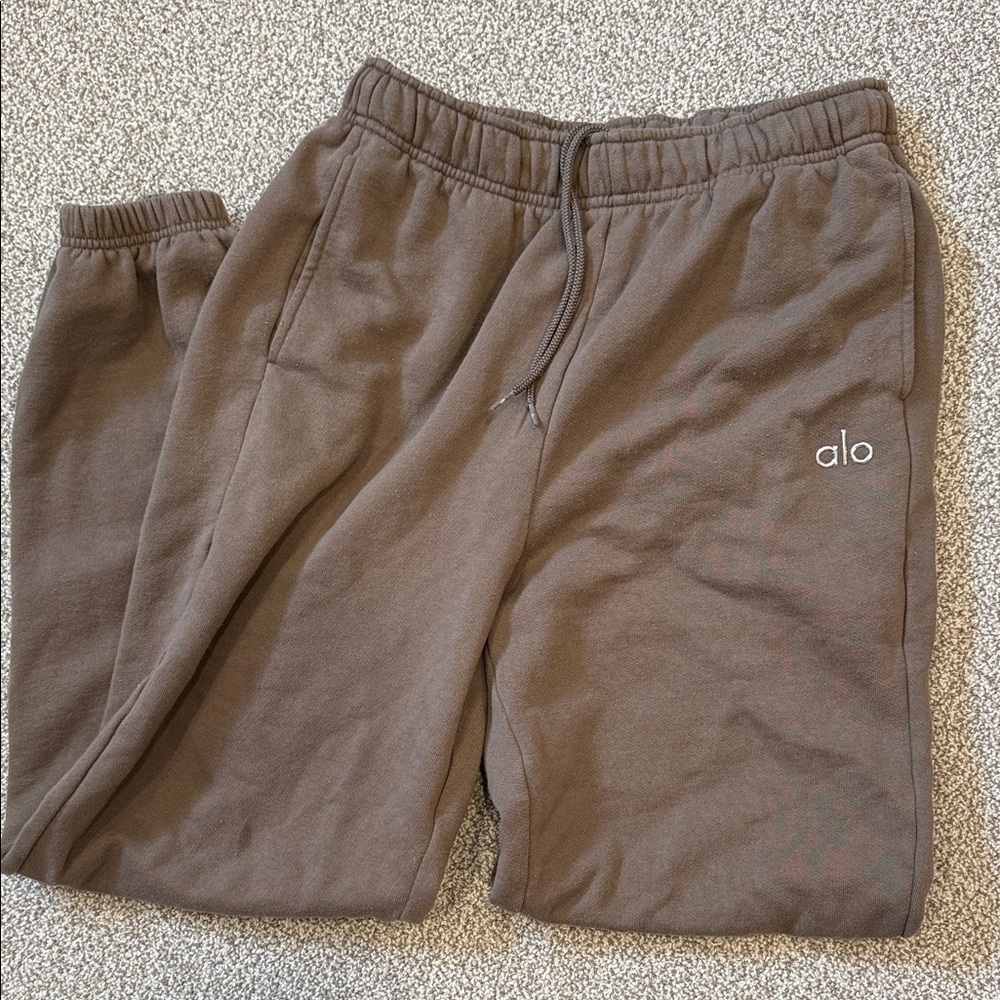 Alo Brown Khaki accolade Sweatpants